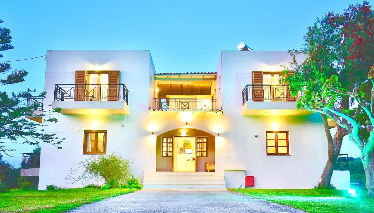 Artemida Pansion Country house